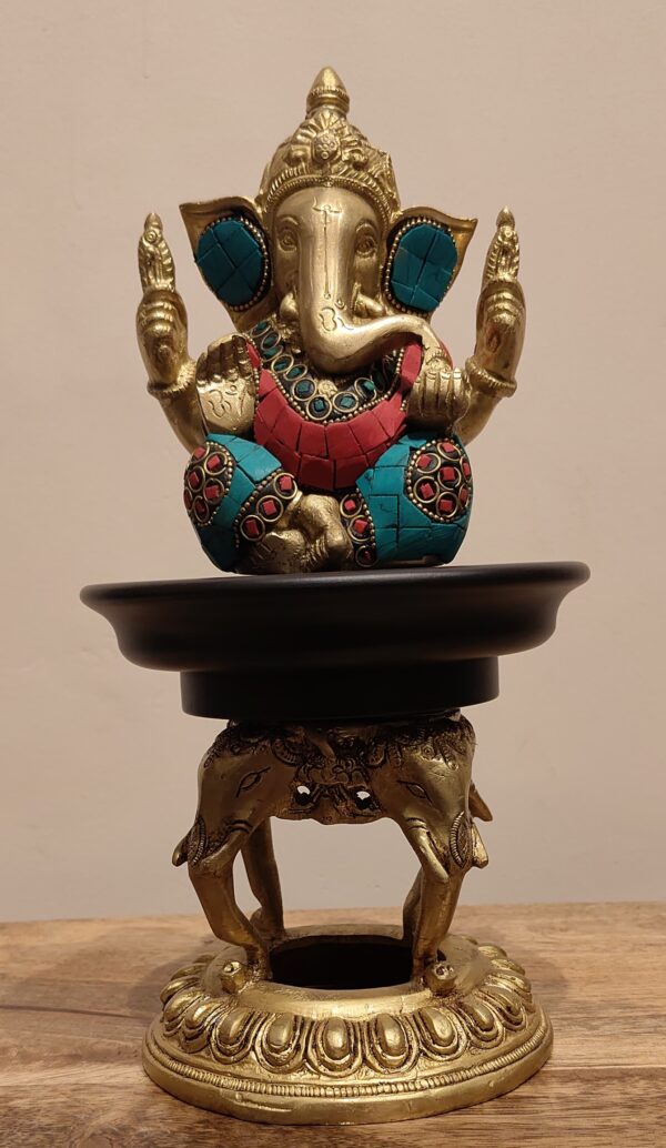 Oplus_16777504 Elegant Lord Ganesha Brass Idol